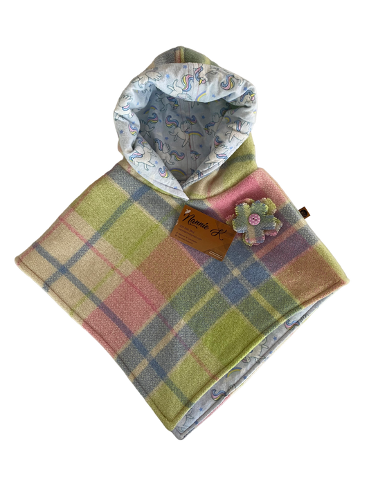 Woollen Poncho Rainbow with Unicorns